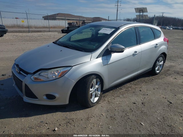 Ford FOCUS SE 2014 1FADP3K20EL458968 Image 2