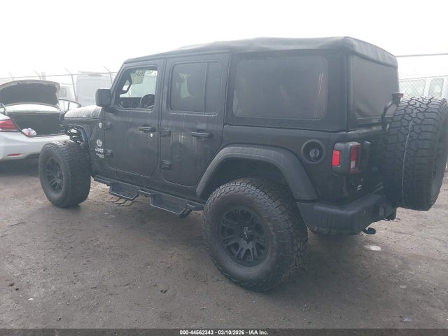 2020 JEEP WRANGLER UNLIMITED 1C4HJXDG4LW135127 Photo 2