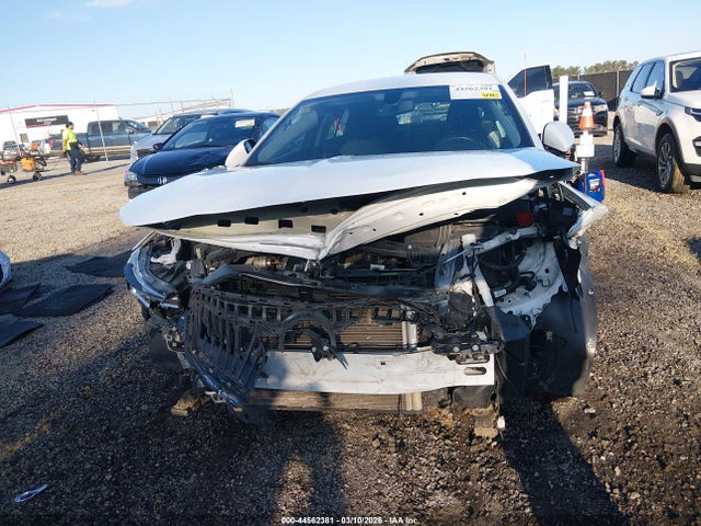 44562381 :رقم المزاد ، W04GL6SX2J1147493 vin ، 2018 Buick Regal Sportback Preferred مزاد بيع
