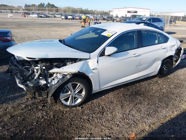 44562381 :رقم المزاد ، W04GL6SX2J1147493 vin ، 2018 Buick Regal Sportback Preferred مزاد بيع