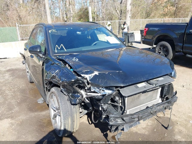 2022 AUDI Q3 WA1EECF37N1074036