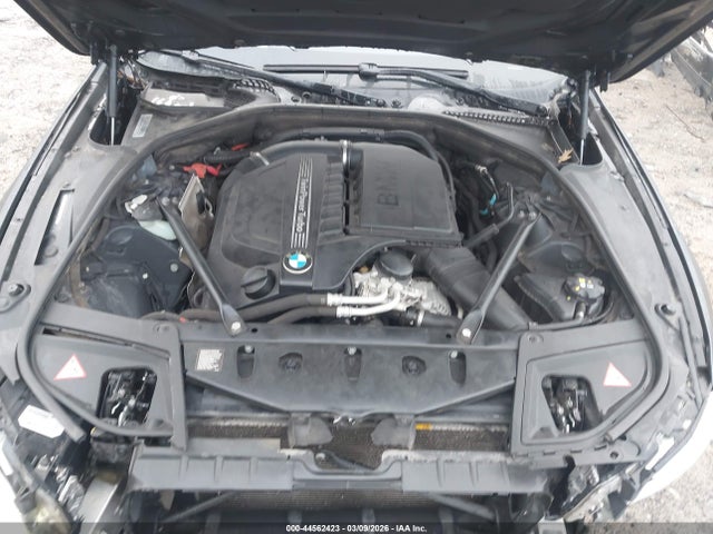 WBA5B1C52FG127147 BMW 535i