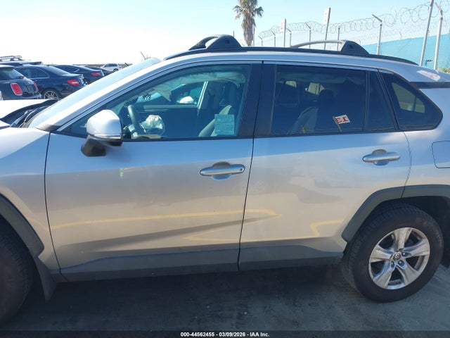 Toyota Rav4 Xle 2021 2T3W1RFV8MC148141 Image 14
