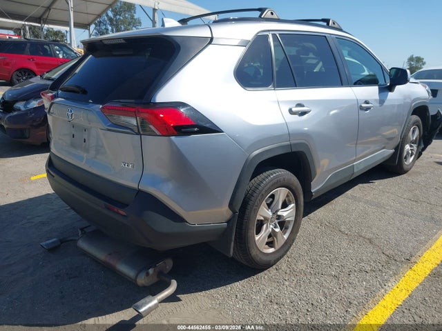 Toyota Rav4 Xle 2021 2T3W1RFV8MC148141 Image 4