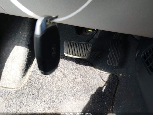 2021 HYUNDAI VENUE KMHRC8A39MU111498 Photo 10