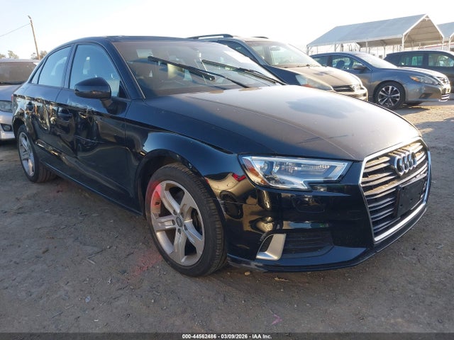 2017 AUDI A3 WAUAUGFF5H1033169 Photo 0