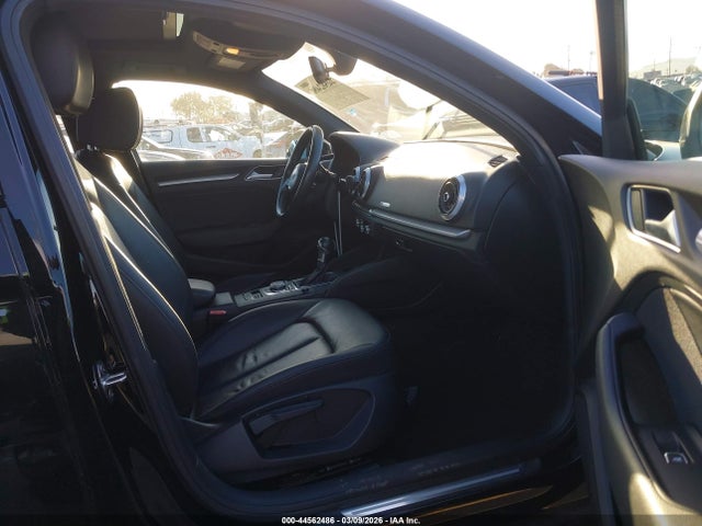 2017 AUDI A3 WAUAUGFF5H1033169 Photo 4