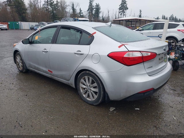 KNAFX4A66G5560003 KIA FORTE LX
