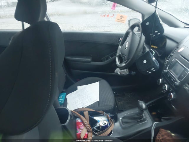 KNAFX4A66G5560003 KIA FORTE LX