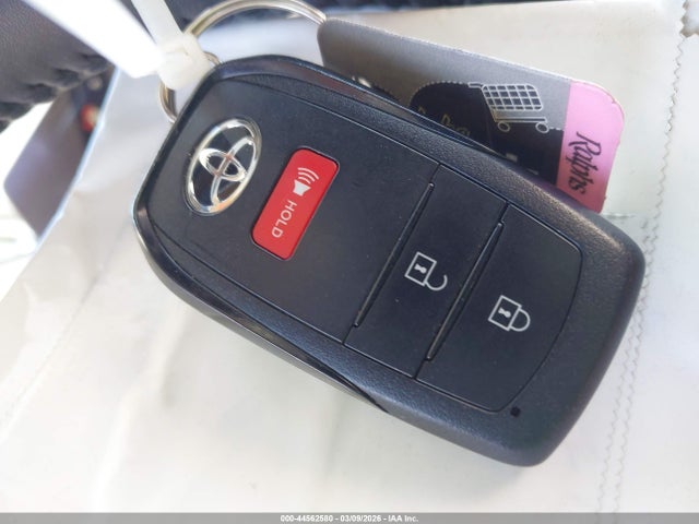 JTDACAAUXR3036888 Toyota PRIUS XLE