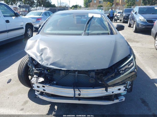 JTDACAAUXR3036888 Toyota PRIUS XLE