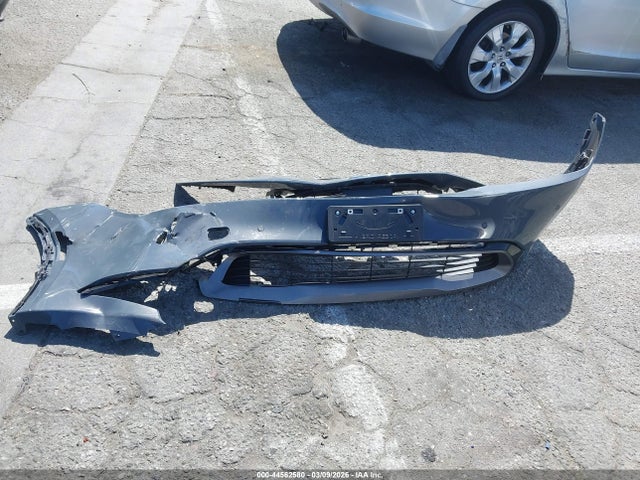 JTDACAAUXR3036888 Toyota PRIUS XLE