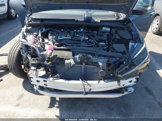 JTDACAAUXR3036888 Toyota PRIUS XLE