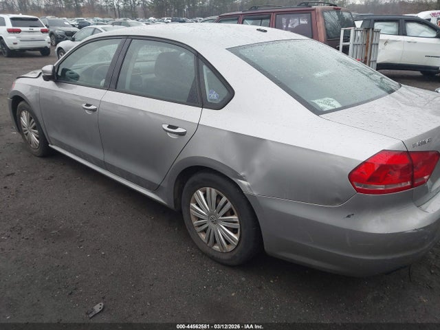 44562581 :رقم المزاد ، 1VWAT7A39EC111713 vin ، 2014 Volkswagen Passat 1.8t S مزاد بيع