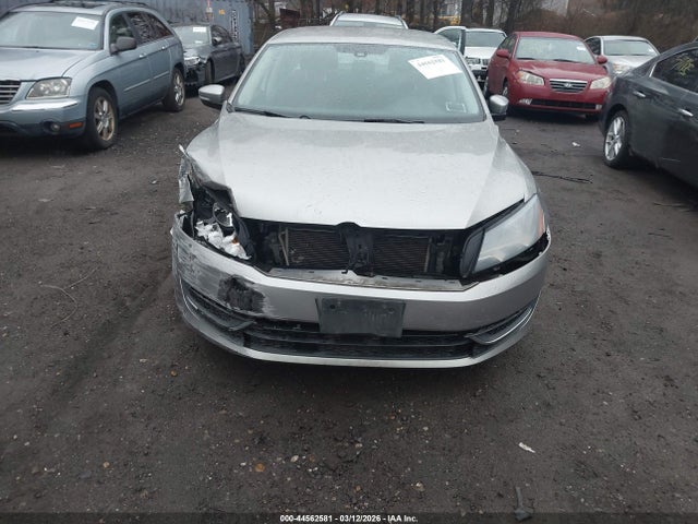 44562581 :رقم المزاد ، 1VWAT7A39EC111713 vin ، 2014 Volkswagen Passat 1.8t S مزاد بيع