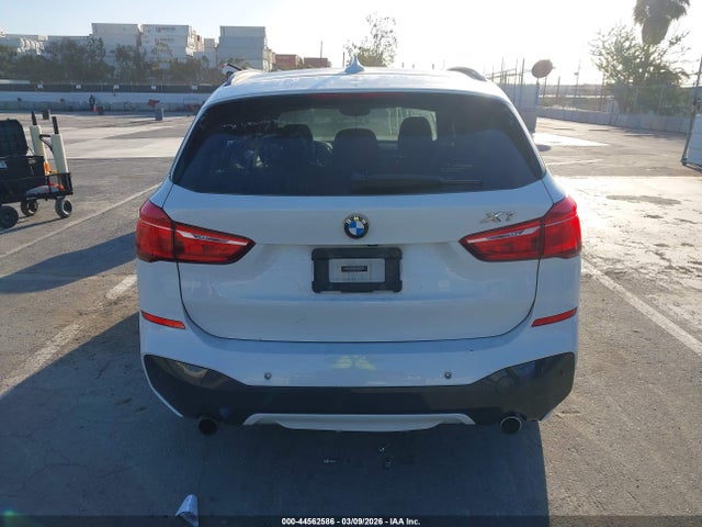 BMW X1 Xdrive28i 2016 WBXHT3C30GP888075 Image 16