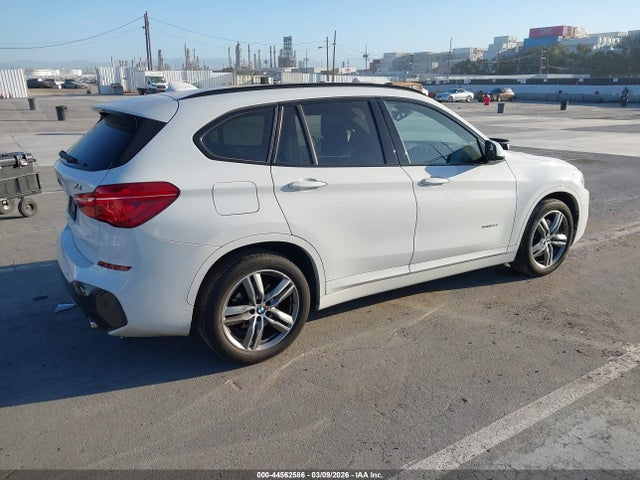 BMW X1 Xdrive28i 2016 WBXHT3C30GP888075 Image 4