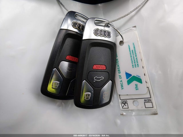 2017 AUDI A4 WAUENAF41HN065913 Photo 10