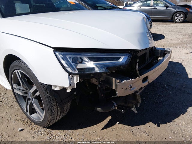 Aukcja sprzedaży 2017 Audi A4 2.0t Premium, vin: WAUENAF41HN065913, numer aukcji: 44562617