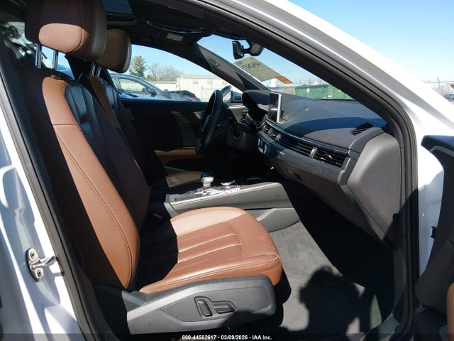 2017 AUDI A4 WAUENAF41HN065913 Photo 4
