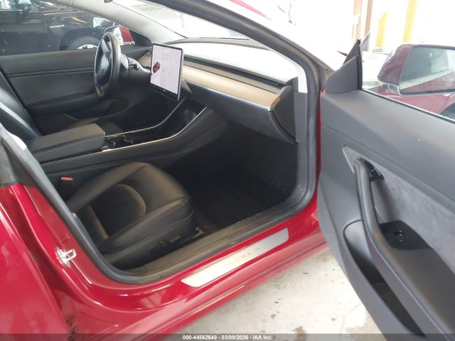 Aukcja sprzedaży 2018 Tesla Model 3 Long Range/mid Range, vin: 5YJ3E1EA1JF009833, numer aukcji: 44562640