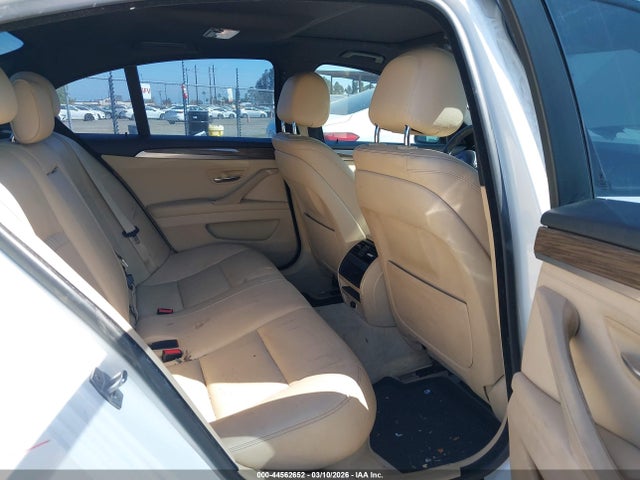 WBA5B1C58ED476863 BMW 535i