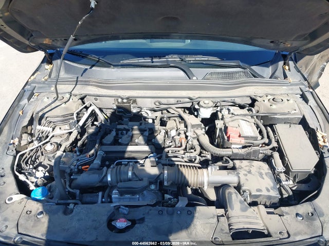 1HGCV1F15JA104758 Honda ACCORD LX