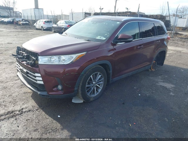 5TDJZRFH1KS928976 Toyota Highlander Xle
