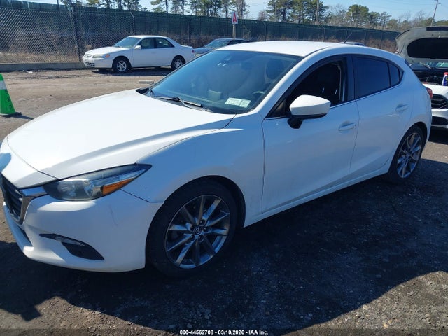44562708 :رقم المزاد ، 3MZBN1L36JM164306 vin ، 2018 Mazda Mazda3 Touring مزاد بيع