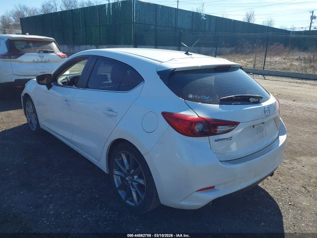 44562708 :رقم المزاد ، 3MZBN1L36JM164306 vin ، 2018 Mazda Mazda3 Touring مزاد بيع