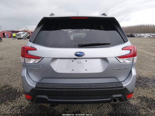 Subaru Forester Limited 2019 JF2SKAUCXKH564709 Image 17