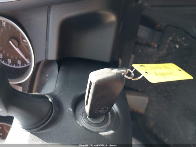 4T1C11AK4NU633046 Toyota CAMRY LE