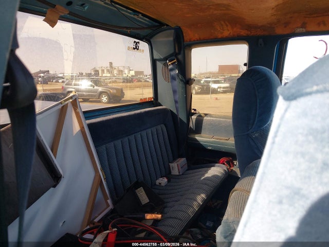 Продажа на аукционе авто 1992 Gmc Sierra K1500, vin: 2GDEK19K3N1542095, номер лота: 44562755