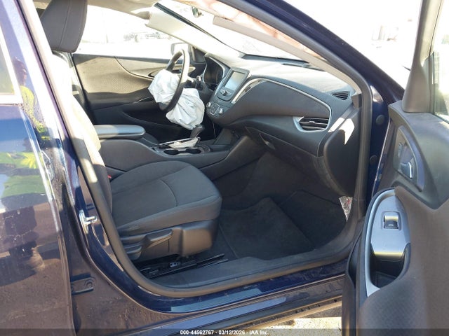 2016 CHEVROLET MALIBU 1G1ZB5ST2GF332298 Photo 4