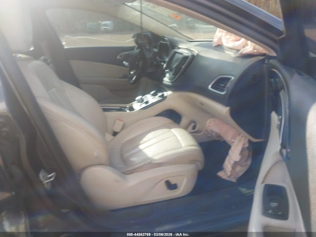Aukcja sprzedaży 2015 Chrysler 200 C, vin: 1C3CCCCG9FN642859, numer aukcji: 44562769