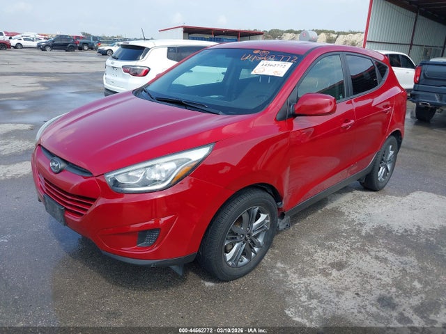 KM8JT3AFXFU104637 Hyundai TUCSON GLS