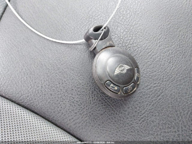 2008 MINI COOPER S WMWMF73538TT88204 Photo 10