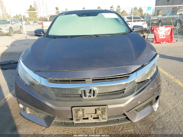 Honda Civic Touring 2016 19XFC1F91GE222030 Image 13