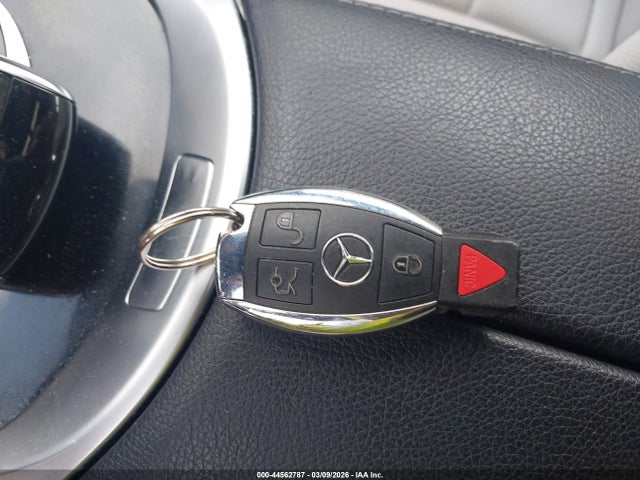 2018 Mercedes-benz C 300 4matic მანქანა იყიდება აუქციონზე, vin: 55SWF4KB4JU259462, აუქციონის ნომერი: 44562787