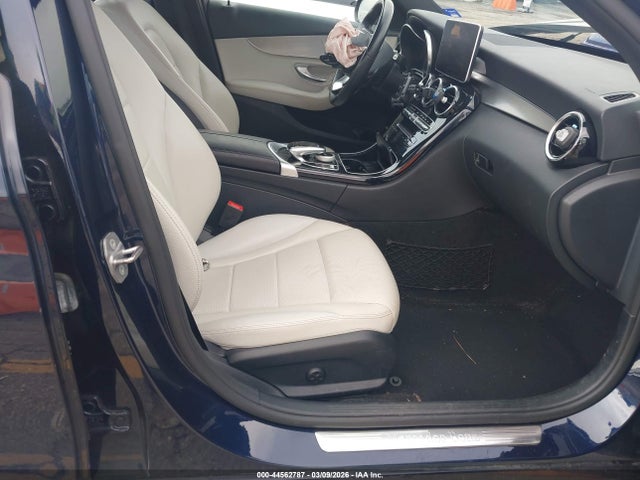 2018 Mercedes-benz C 300 4matic მანქანა იყიდება აუქციონზე, vin: 55SWF4KB4JU259462, აუქციონის ნომერი: 44562787