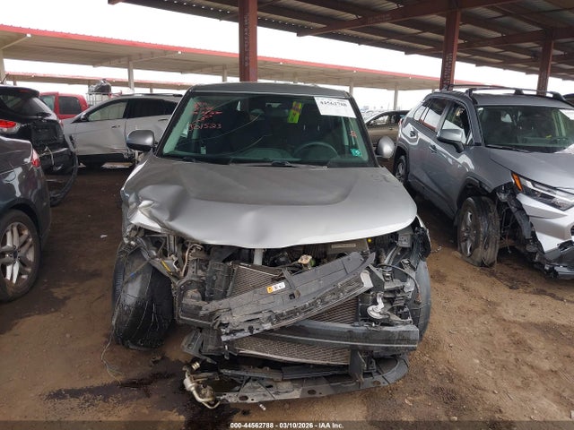 KNDJ23AU2P7854670 KIA SOUL LX