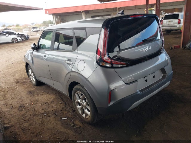 KNDJ23AU2P7854670 KIA SOUL LX