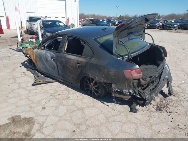 44562822 :رقم المزاد ، 3VWD17AJ2FM283390 vin ، 2015 Volkswagen Jetta 1.8t Se مزاد بيع