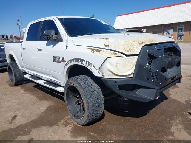 44562834 :رقم المزاد ، 3C6UR5FL2JG350448 vin ، 2018 Ram 2500 Laramie  4x4 6'4 Box مزاد بيع