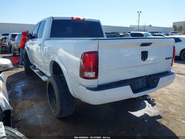 44562834 :رقم المزاد ، 3C6UR5FL2JG350448 vin ، 2018 Ram 2500 Laramie  4x4 6'4 Box مزاد بيع