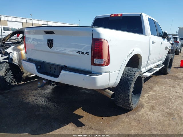 44562834 :رقم المزاد ، 3C6UR5FL2JG350448 vin ، 2018 Ram 2500 Laramie  4x4 6'4 Box مزاد بيع
