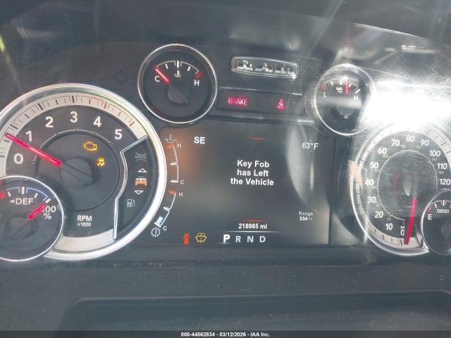 44562834 :رقم المزاد ، 3C6UR5FL2JG350448 vin ، 2018 Ram 2500 Laramie  4x4 6'4 Box مزاد بيع