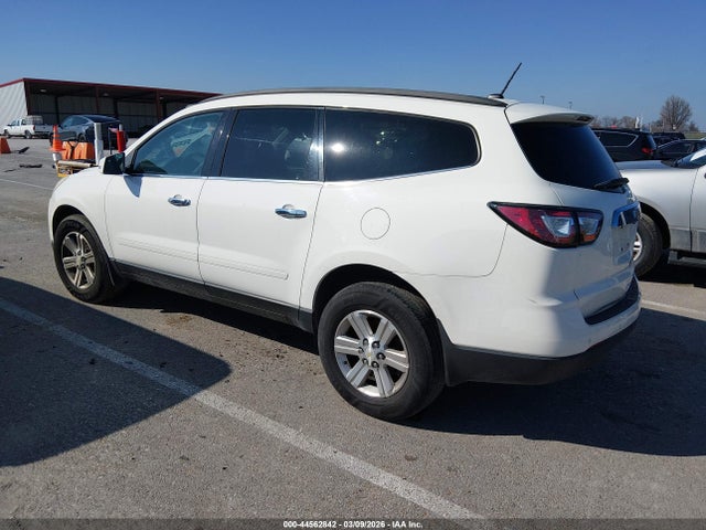 2014 CHEVROLET TRAVERSE 1GNKRGKD4EJ161872 Photo 2