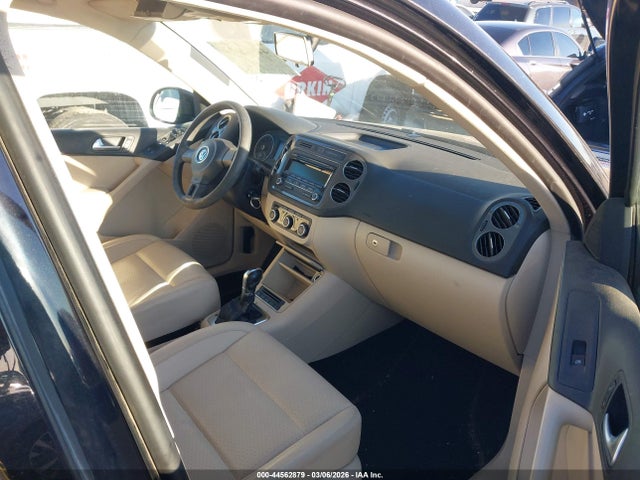 2012 VOLKSWAGEN TIGUAN WVGAV7AX0CW582317 Photo 4