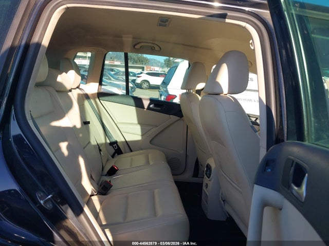 2012 VOLKSWAGEN TIGUAN WVGAV7AX0CW582317 Photo 7